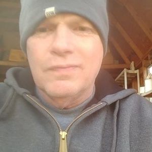 Meet your Posher, Stuart